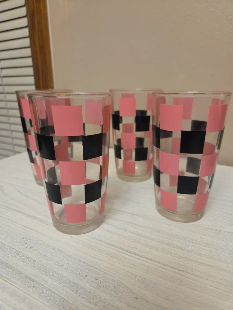 Vintage 4 Glasses Pink & Black Checkerboard MCM Tumbler 5" Unmarked Barware Bar