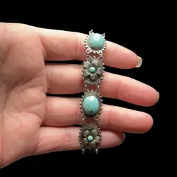 Vintage MCM Blue Cabochon Filigree Silvertone Bracelet 7”