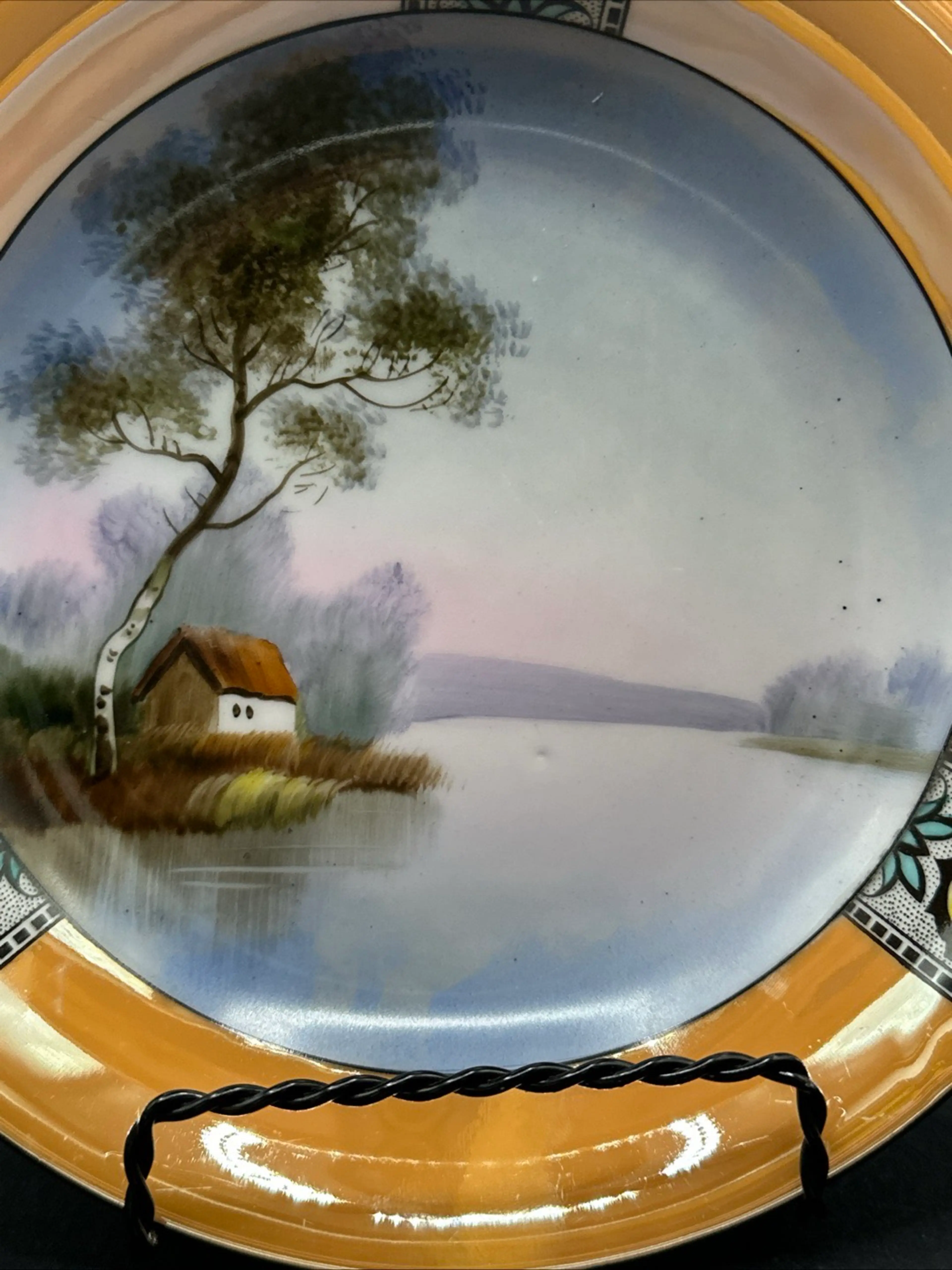 Image 2 of 8