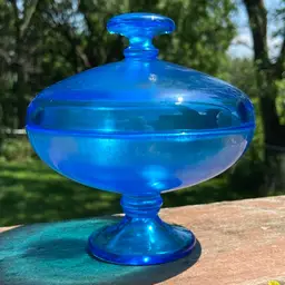 Blue Stretch Glass, Covered Dish. 5”h. Green Glow Under UV Light. (Could be Fenton #743, Celeste Blue.)