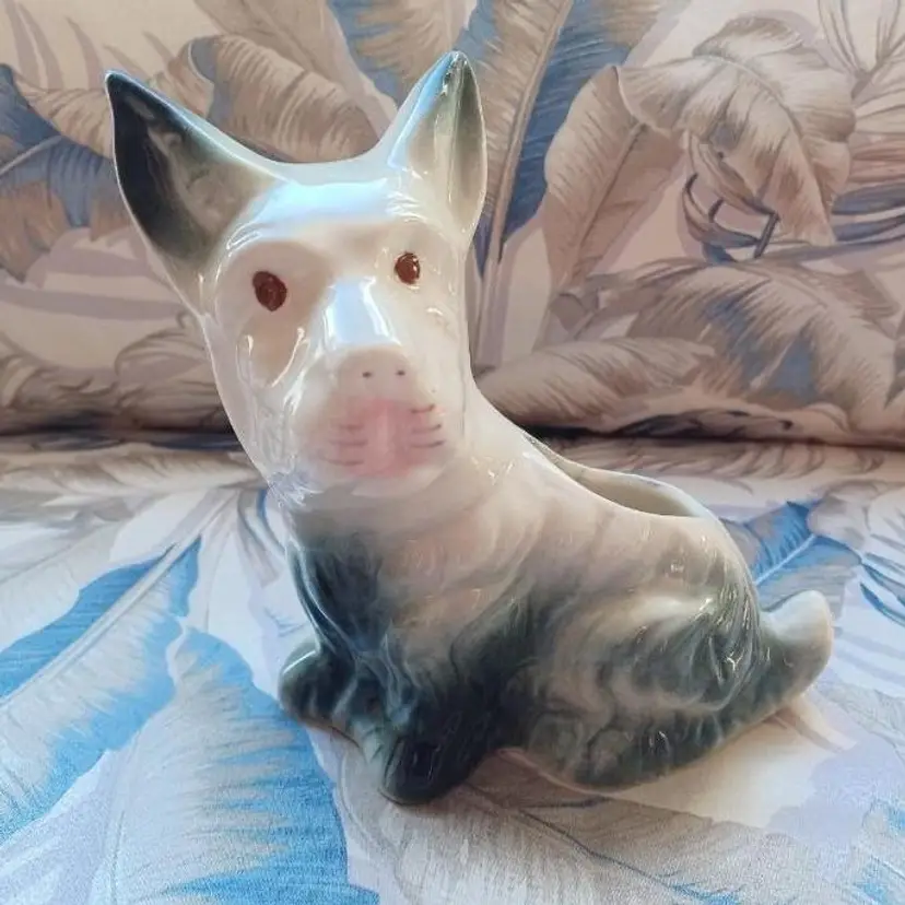 Vintage USA Pottery West Highland Terrier planter