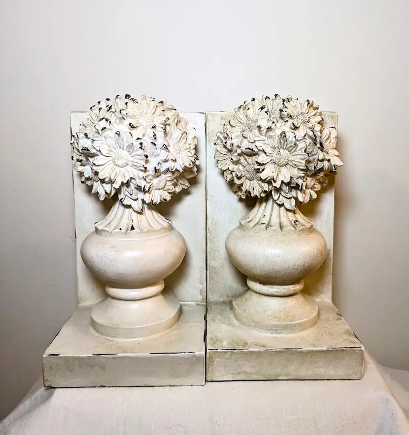Vintage Heavy Plaster Bookends Doorstops Flowers in Vases - set of 2