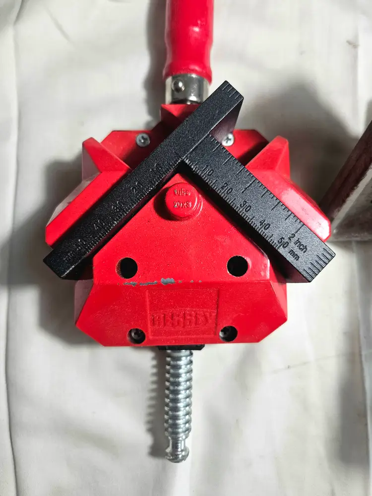 Set of useful clamping devices