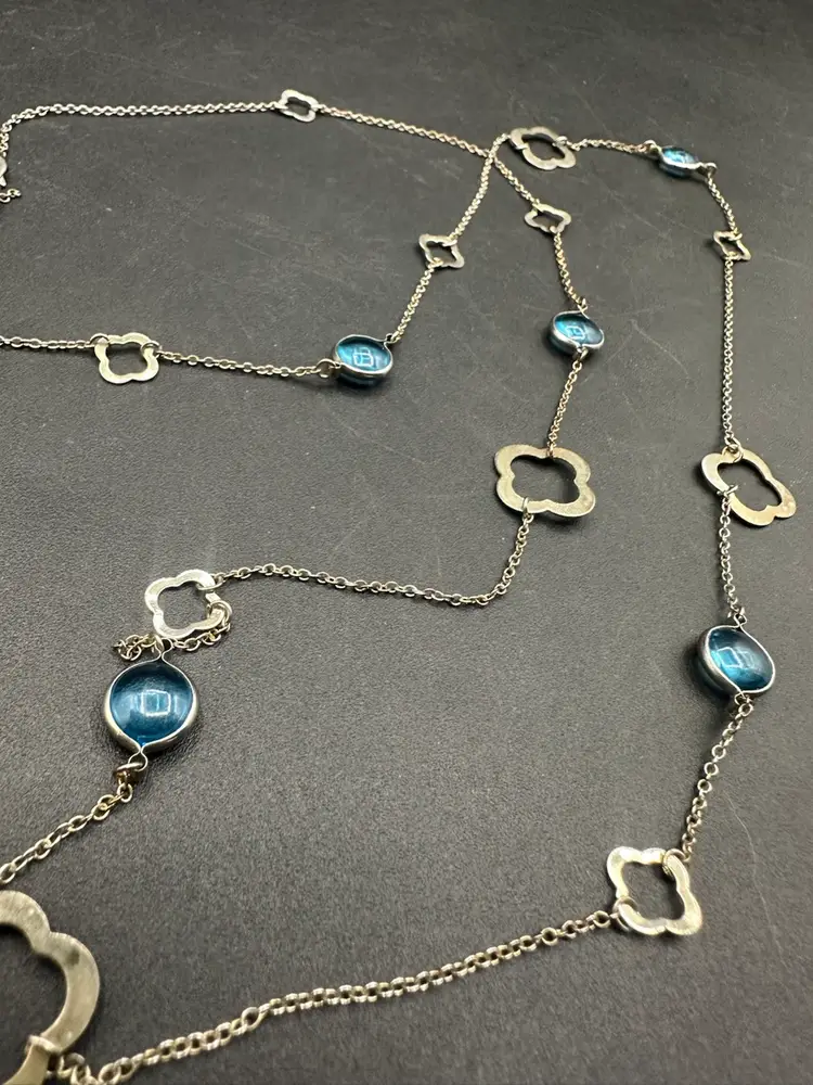 Beautiful Silver Tone Clover & Blue Crystal Layering Necklace, 38”L Unmarked