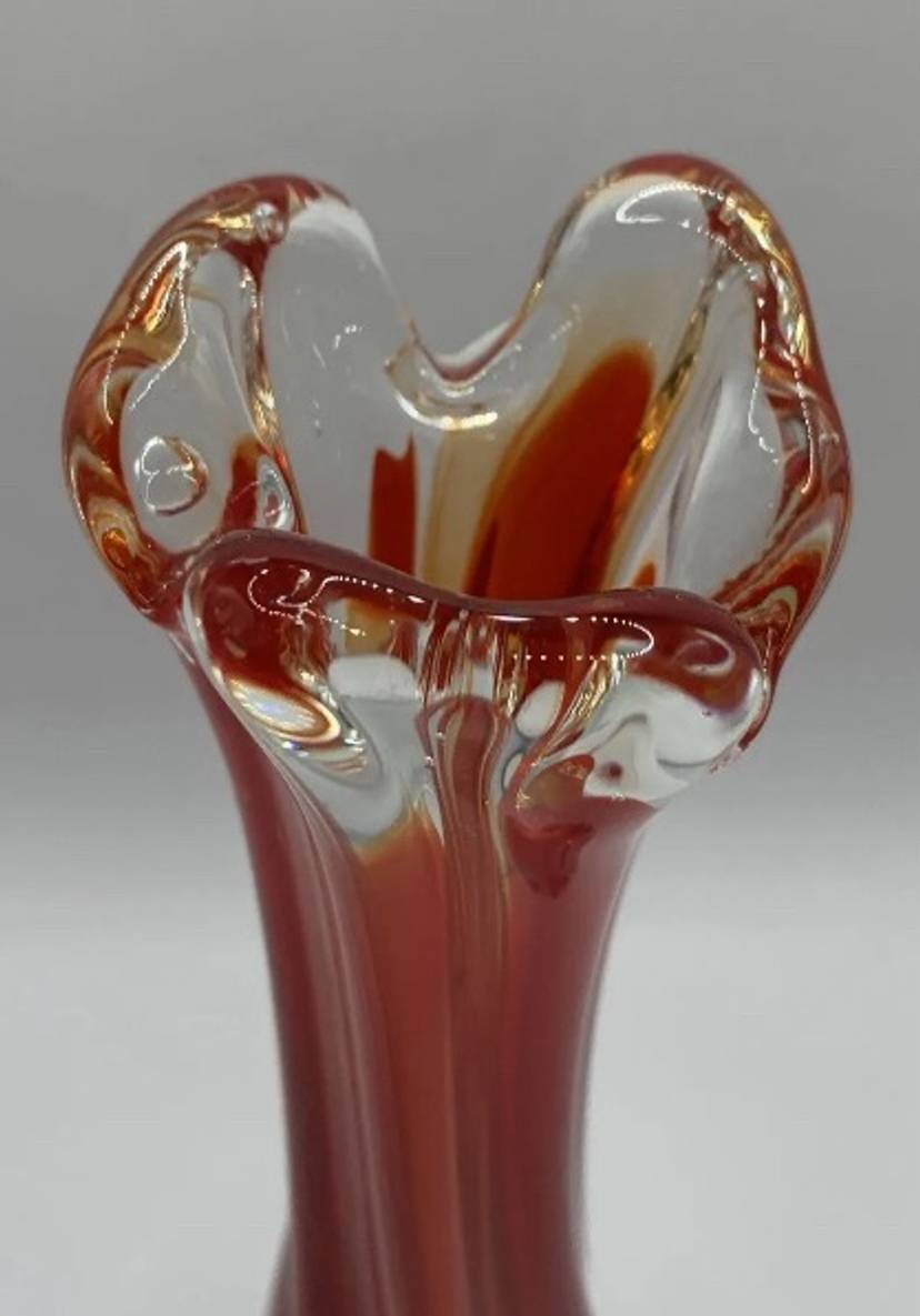 Red Swung Glass Vase