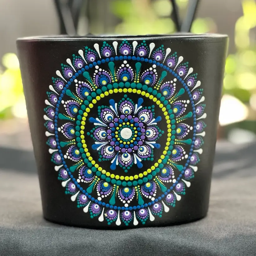 6.7 inch hand painted pot black with peacock