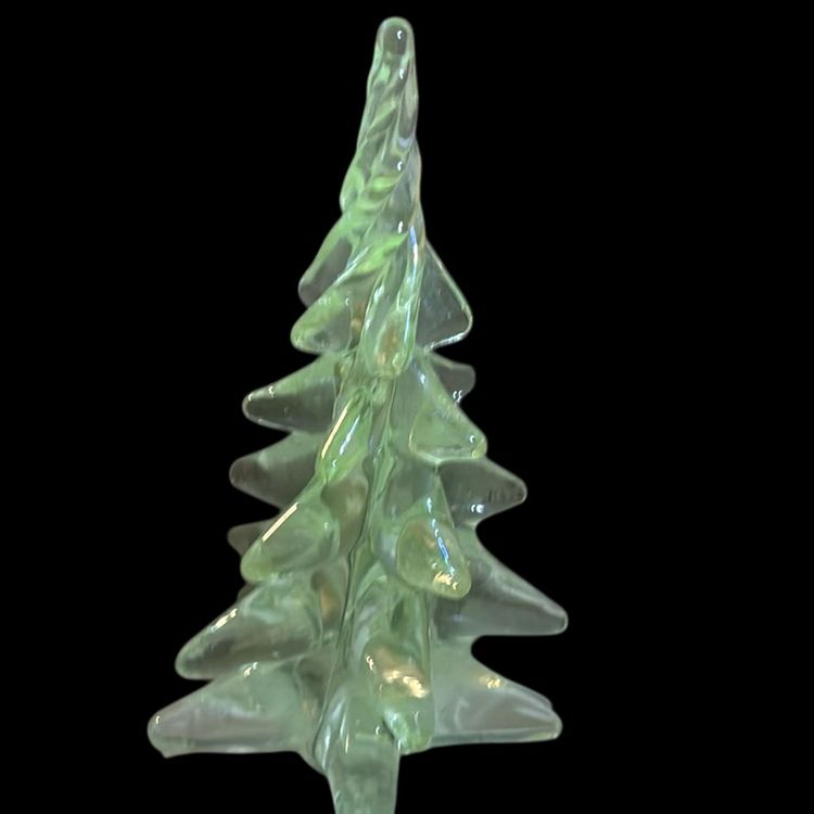 Vintage Clear Glass Twisted Top Christmas Tree Glows Under 365 Black Light Stunning No chips No Cracks