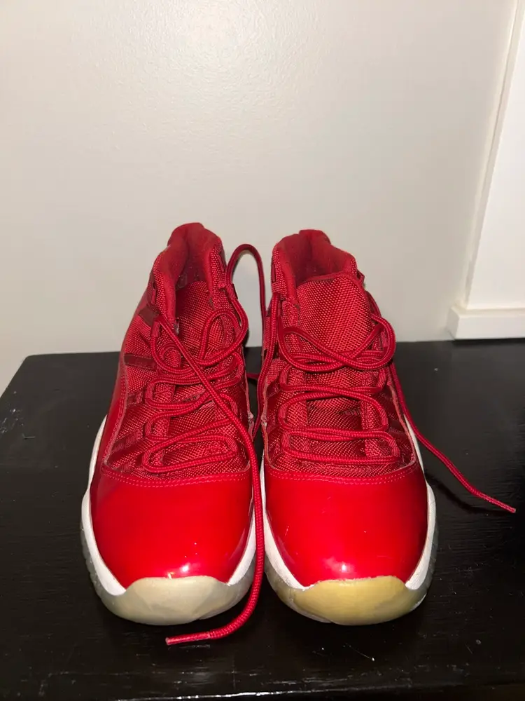 Nike Air Jordan Retro 11 GS Win Like 96 Size 7Y Mens