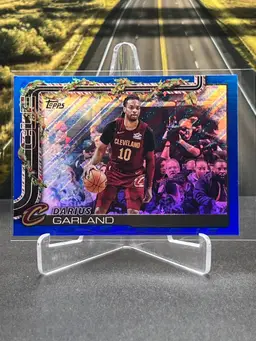 Darius Garland 2025 Topps Holiday Blue Glitter