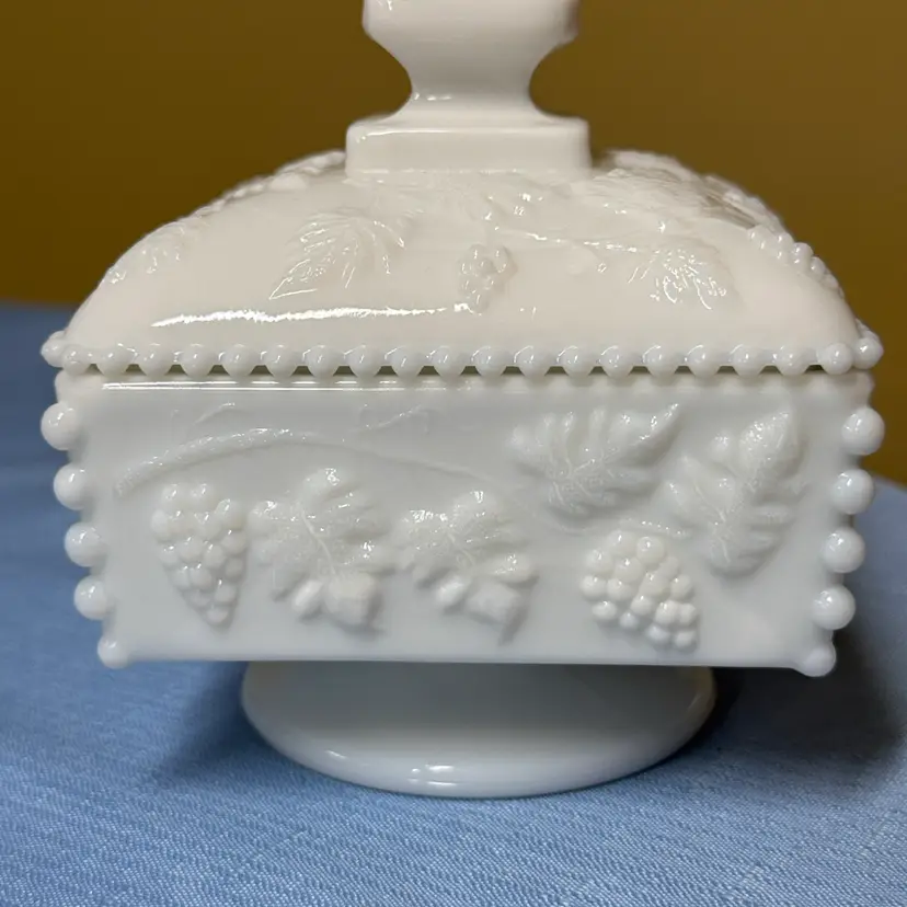 WESTMORLAND GLASS SQUARE BEADED GRAPE FOOTED CANDY DISH