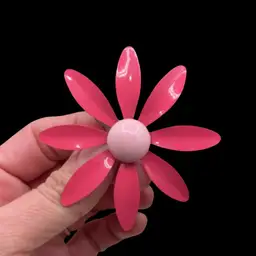 #12 Happy Pink Daisy Enamel Flower 2.75”🌼
