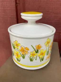 Lunastone, Hand-painted, Lidded Sugar Dish. 1571 “Along The Path”. Korea