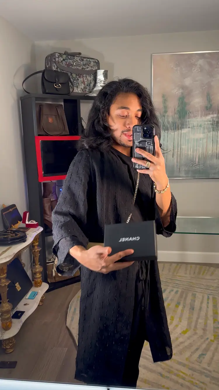 Chanel Cream Leather Compact Wallet + Box and Auth Card