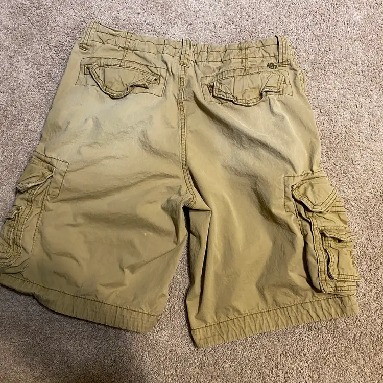 Aeropostale Men's Size 34 Waist Tan Cargo Shorts