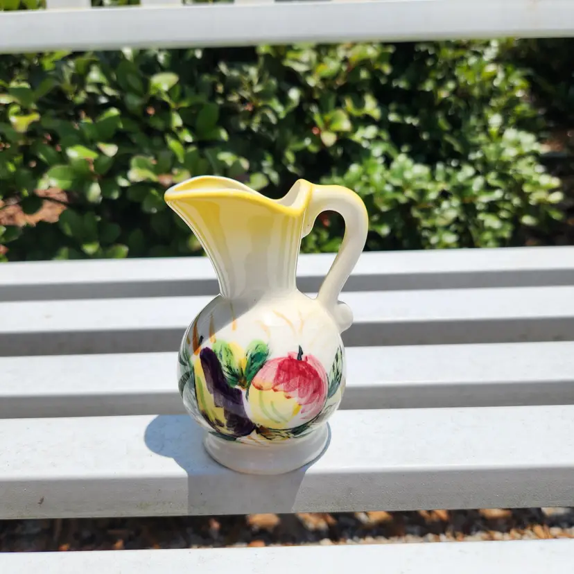 Creamer/Bud Vase-Japan 4" tall