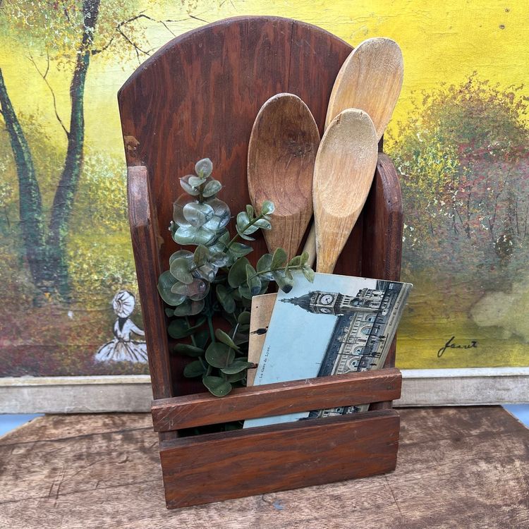 Rustic Farmhouse Wooden Stand Vignette 12”x7”