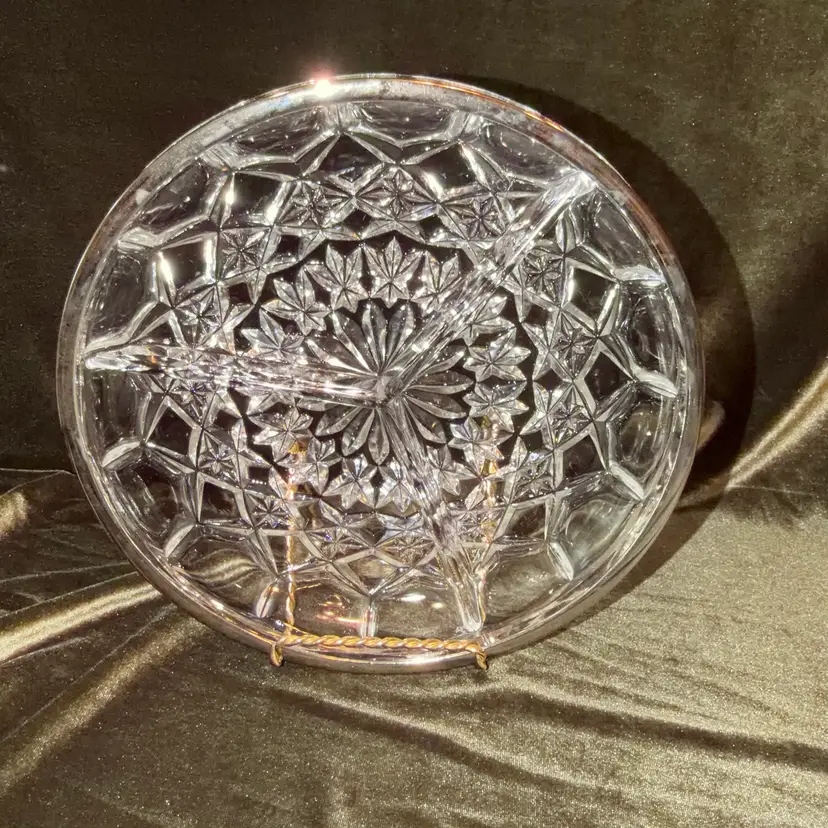 Gorgeous Clear Cut Glass Round Tray with Dive Divider for 3 Sections And silver Metal Rim, ~9.5”