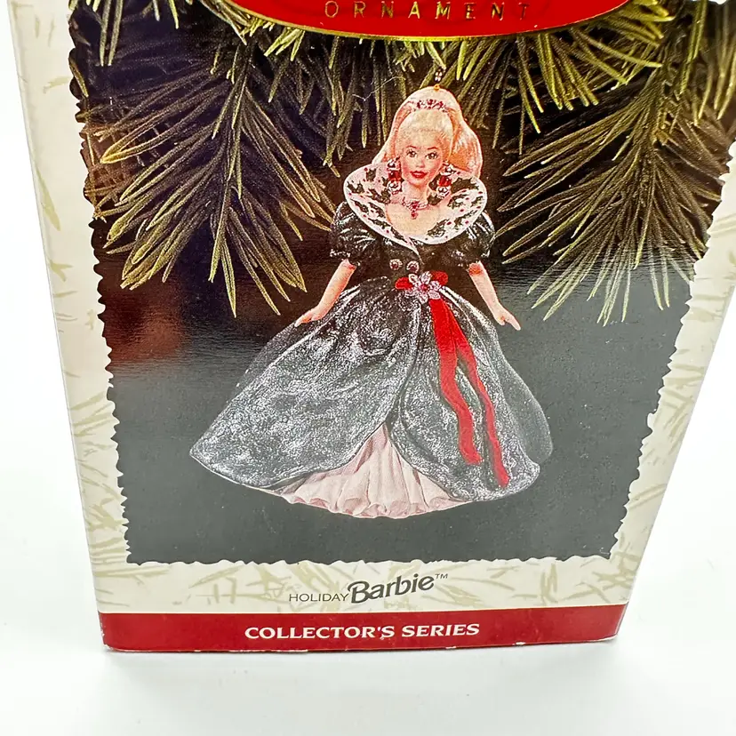 Holiday Barbie Collector Series #3 1995