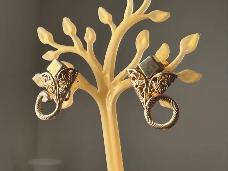 Vintage Gold Tone Metal Coro Screw Back Earrings Mid Century