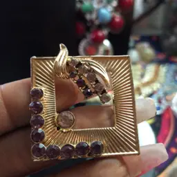 #10 - Vamp Peacock Listing