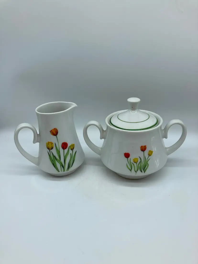 Lorelei, Jardin Fine China, Red and Yellow Tulips Sugar and Creamer, Made in Japan