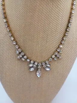 Vintage 1950s clear rhinestone gold tone necklace
