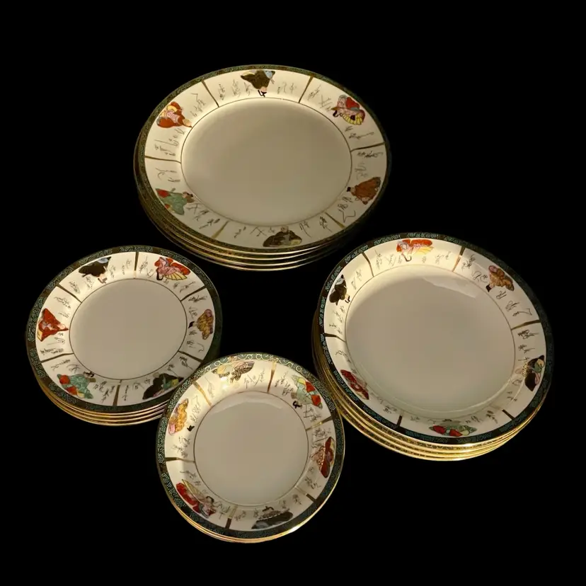 Shozun Kutani Hand painted Dinnerware