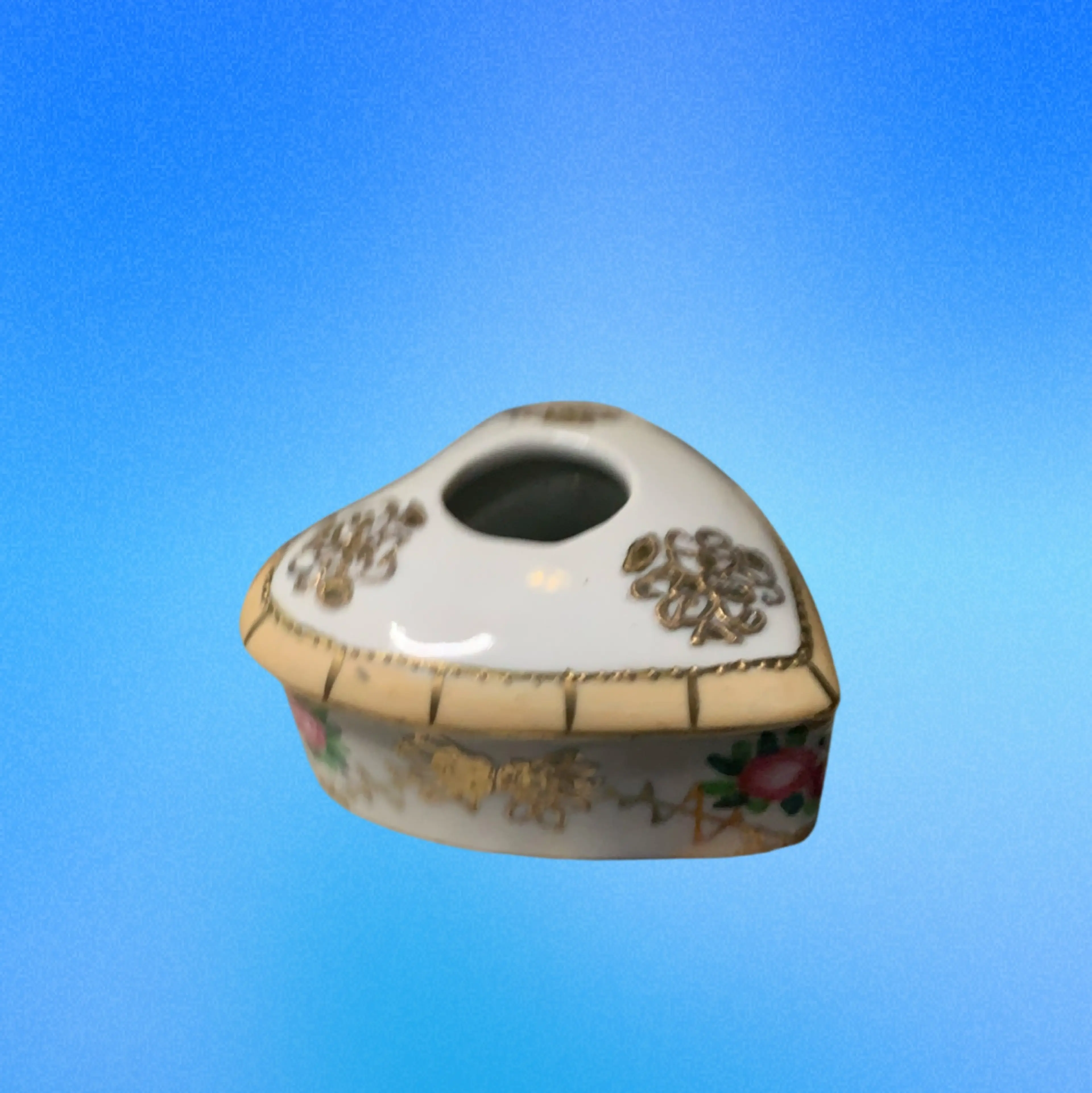 Image 4 of 6