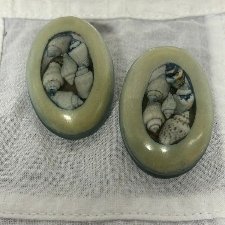 Vintage Handmade Blue And White Seashells Clip Earrings