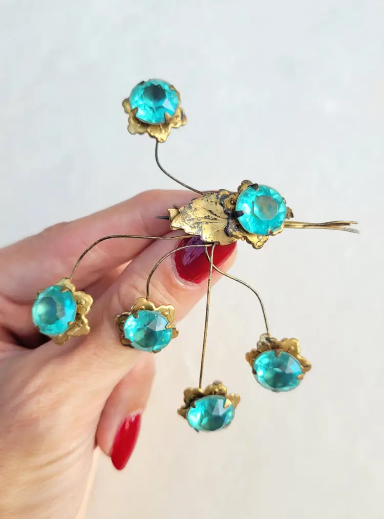 Vintage WW2-Era Aqua Rhinestone Floral Wired Spray Gold Tone Pin Brooch