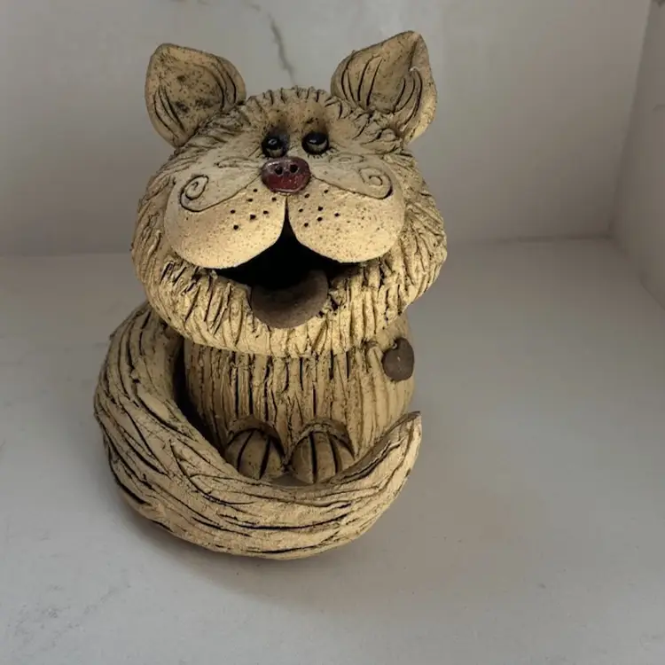 Derpy Pottery Cat