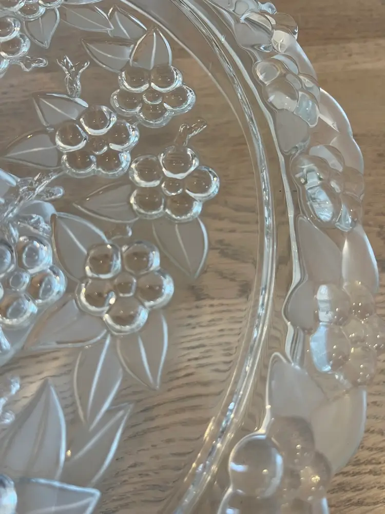 Mikasa Glass Pedestal Cake Stand