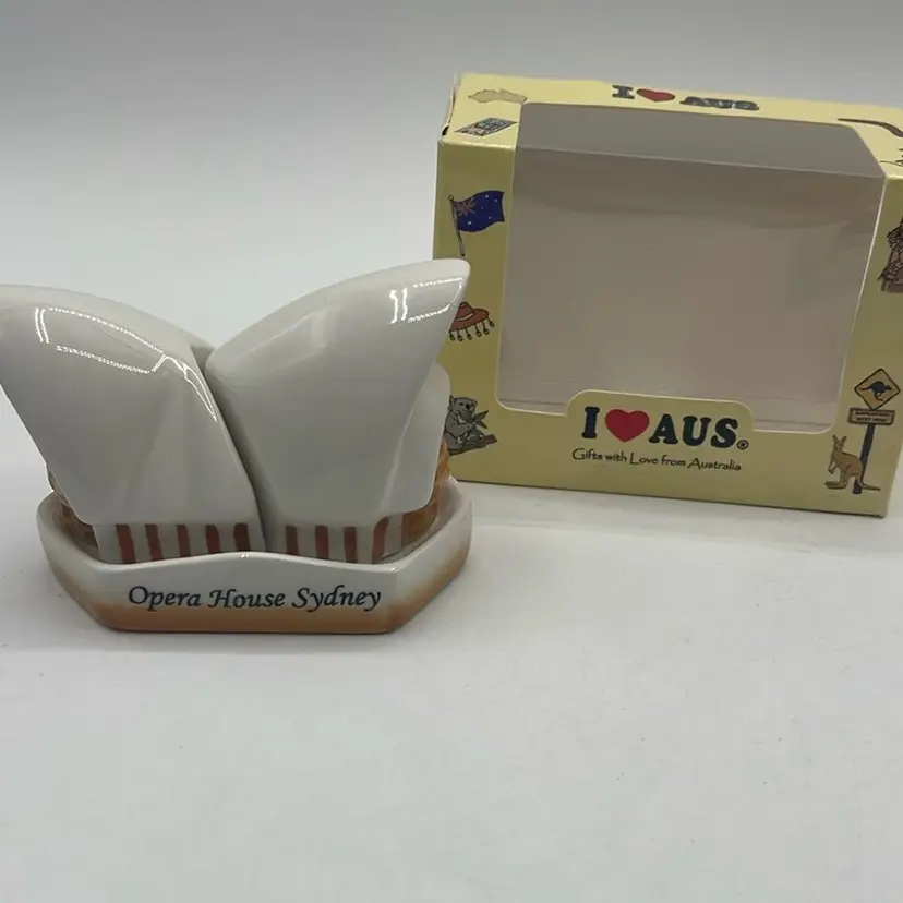 The opera, Sydney house, salt and pepper shakers with tray