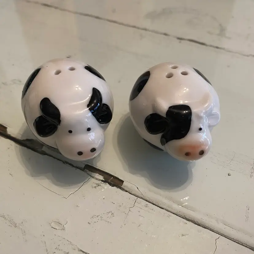 Cow Shakers