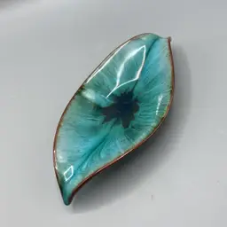 Vintage Blue Mountain Pottery (BMP) Leaf Shaped Trinket Bowl Candy Dish