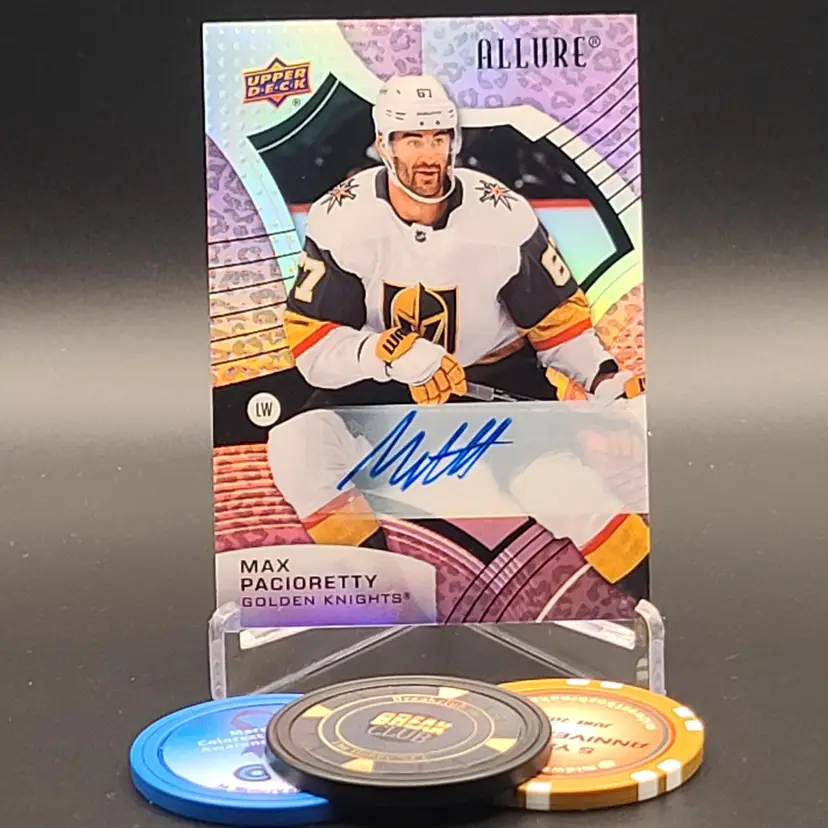 Max Pacioretty 2021-22 Upper Deck Allure Hockey SSP Pink Leopard Autograph Parallel Card #38 - Vegas Golden Knights Hockey Card