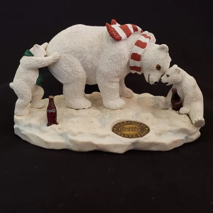 COCA-COLA Heritage Collection BEAR PLAY Playing with Dad 1996 Resin 5½" long