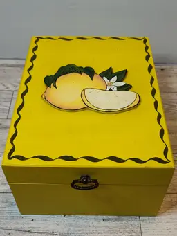 3👑 Wooden Recipe Box