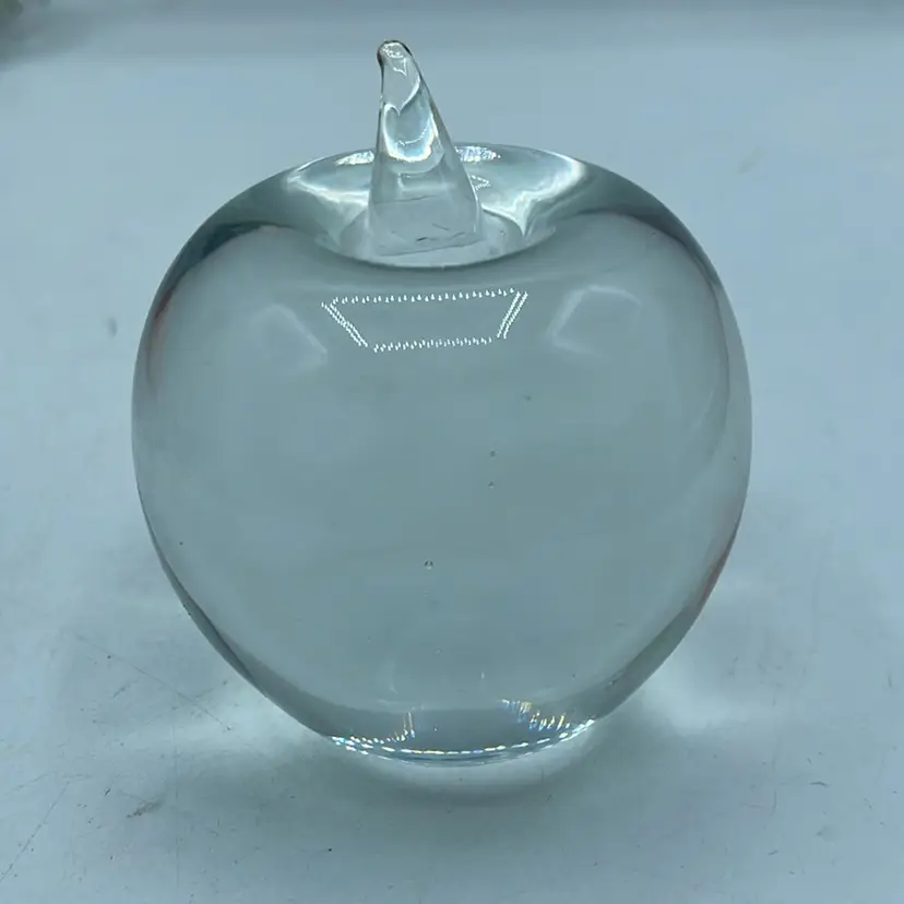 Clear Apple Paperweight With Stem 3 Inches