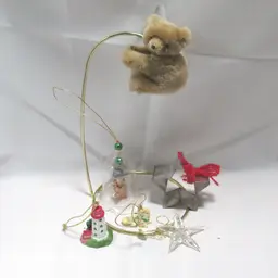 Mixed Lot of 6 VTG Christmas Ornaments