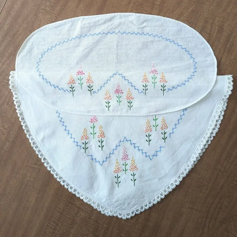 Vintage SET OF 2 Embroidered Dresser Scarves Flowers Lace Trim