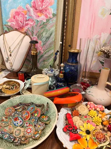 More Jewelry! Boxes Still Open. Come Hang Out! 