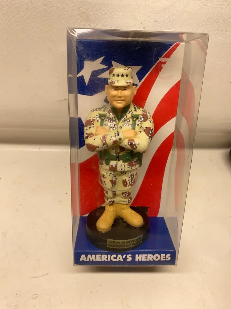 American Heroes General Norman Schwarzkopf 6” Figurine In Time Productions  New