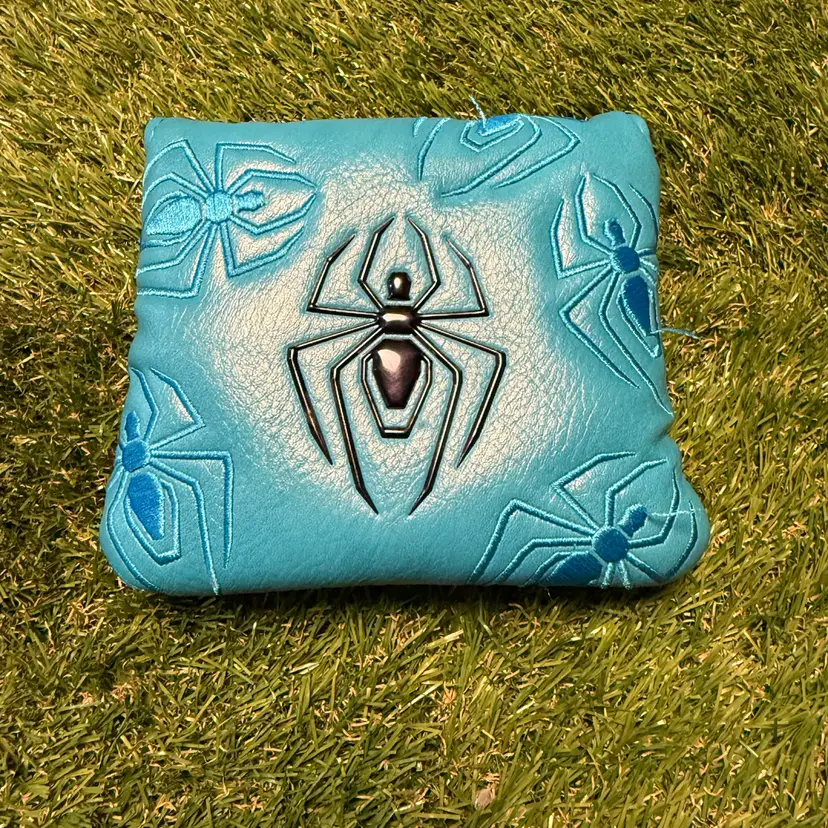 Taylormade Spider Blue Center Shaft Headcover
