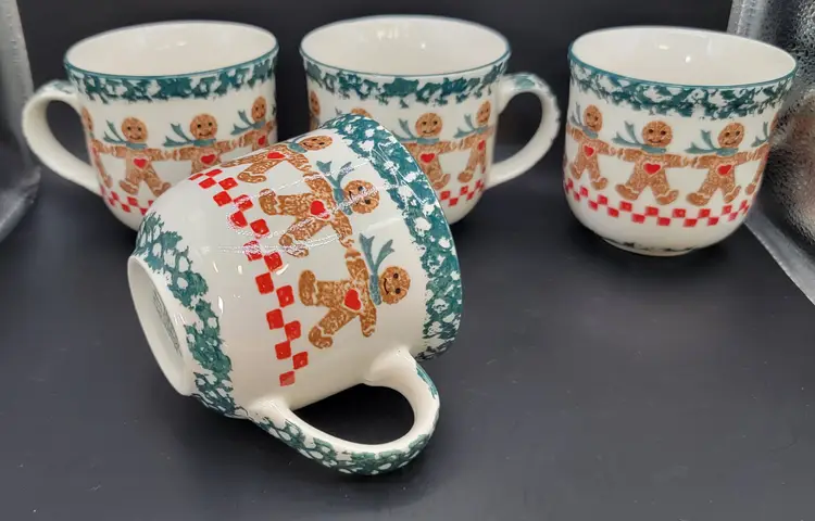Gingerbread folk craft ceramic mugs - Set of 4
