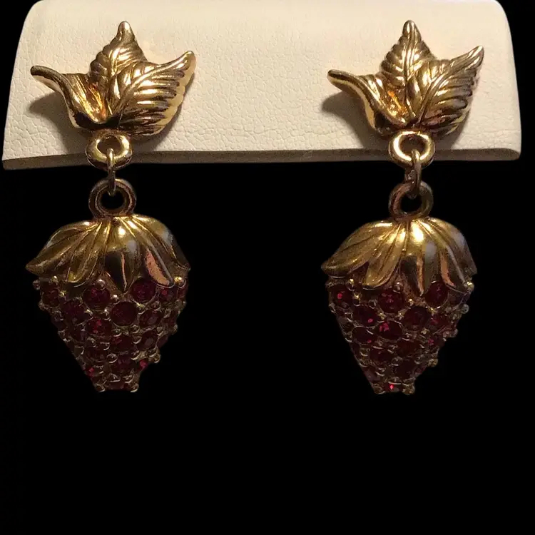 ‘Avon’ Strawberry Earrings