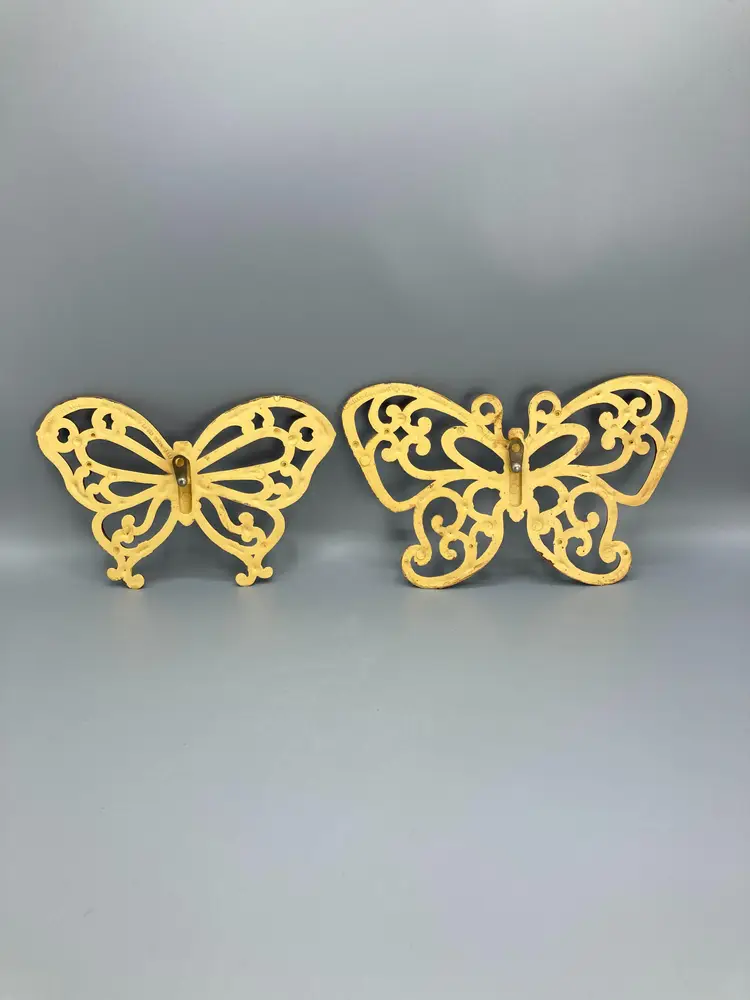 Homco Set of 2 Butterfly Wall Decor Plaques 7537 Faux Bamboo Wicker VTG