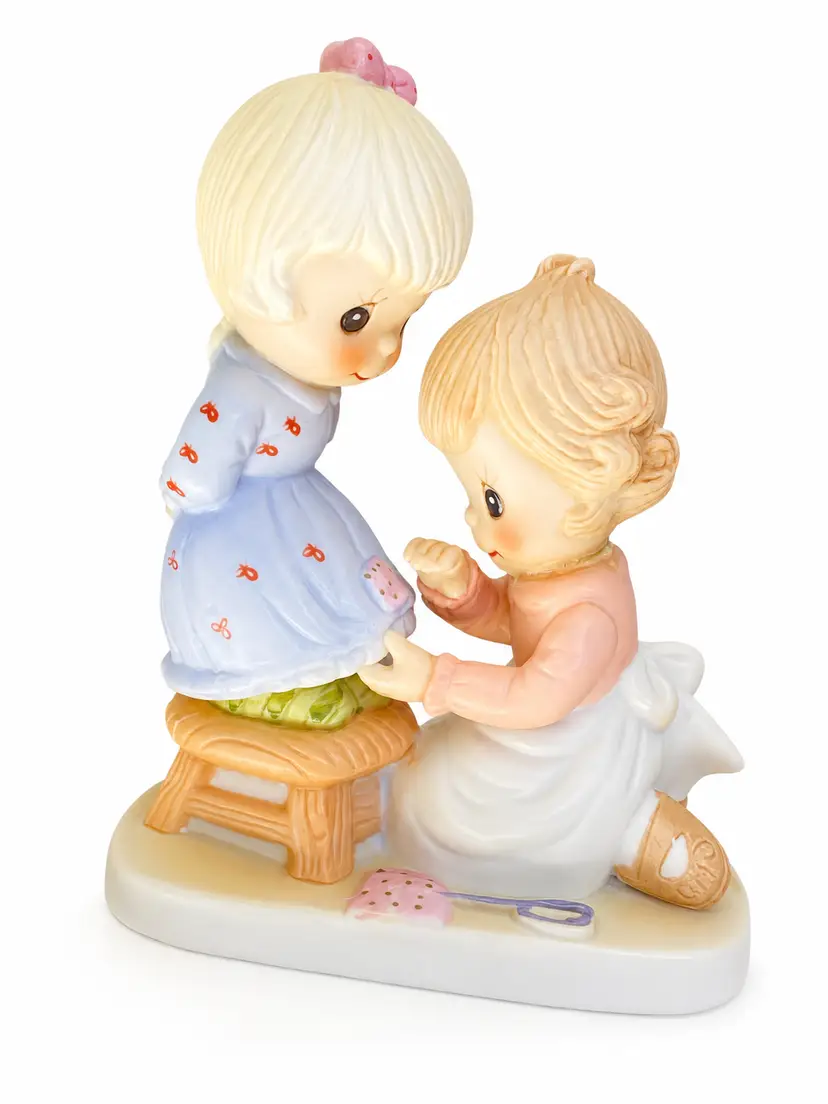 1980 Jennifer Alexander’s Precious Moments Porcelain Dolls Figurine Sewing cottagecore