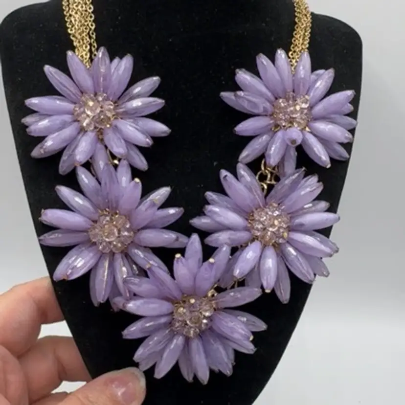 # 46 Vintage Purple Flower Statement Necklace 18"