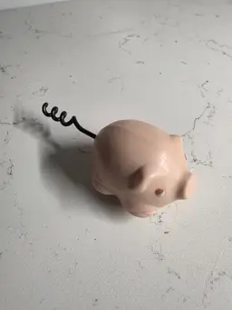 Adorable Pink Pig Corkscrew 🐷🐖